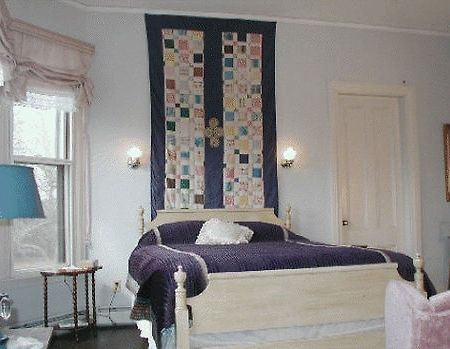 Eden Manor Bed & Breakfast Wakefield Exterior photo